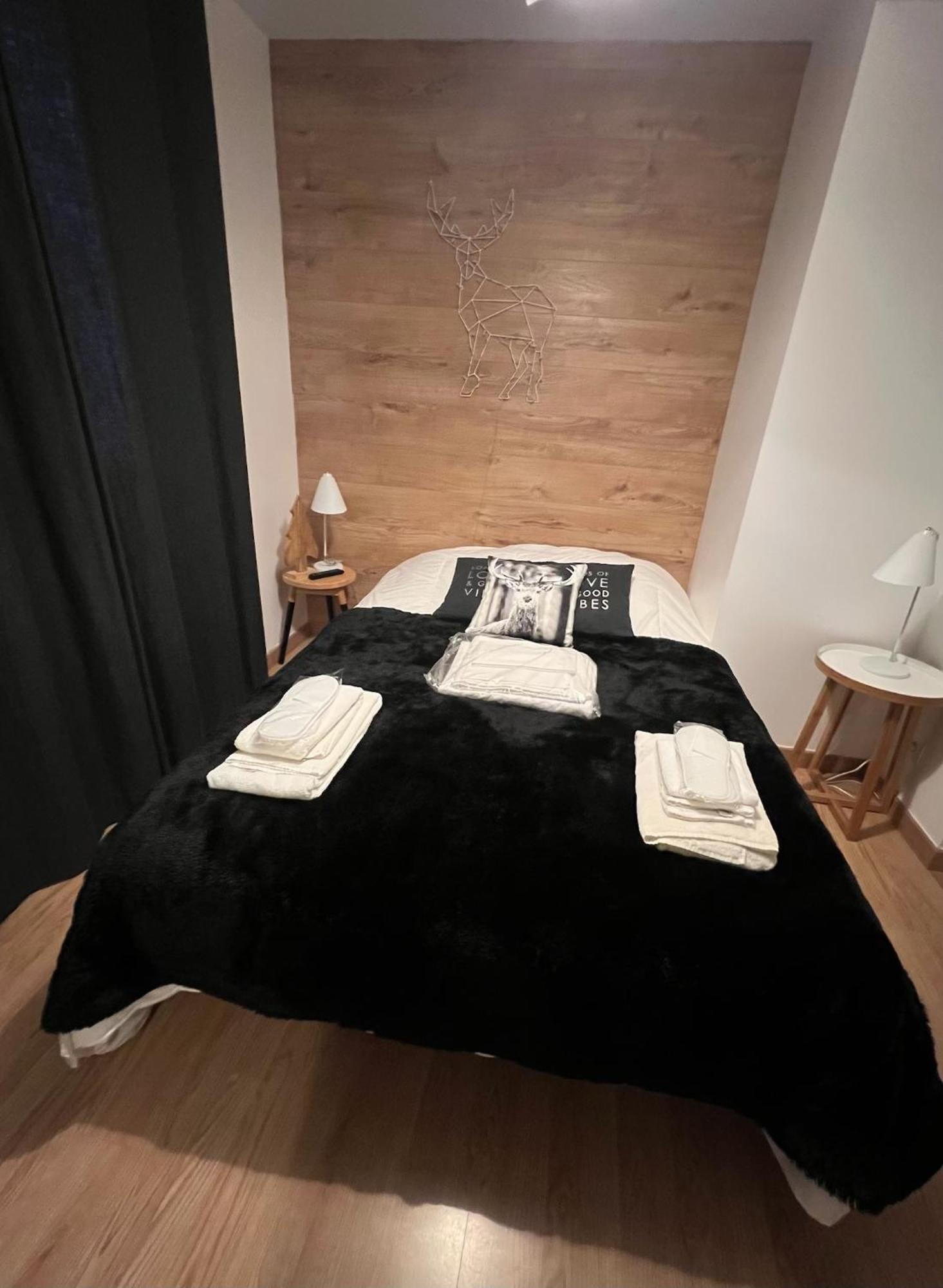 Jaune Genepi - 4 Personnes - 49m2 Et 17m2 Terrasse