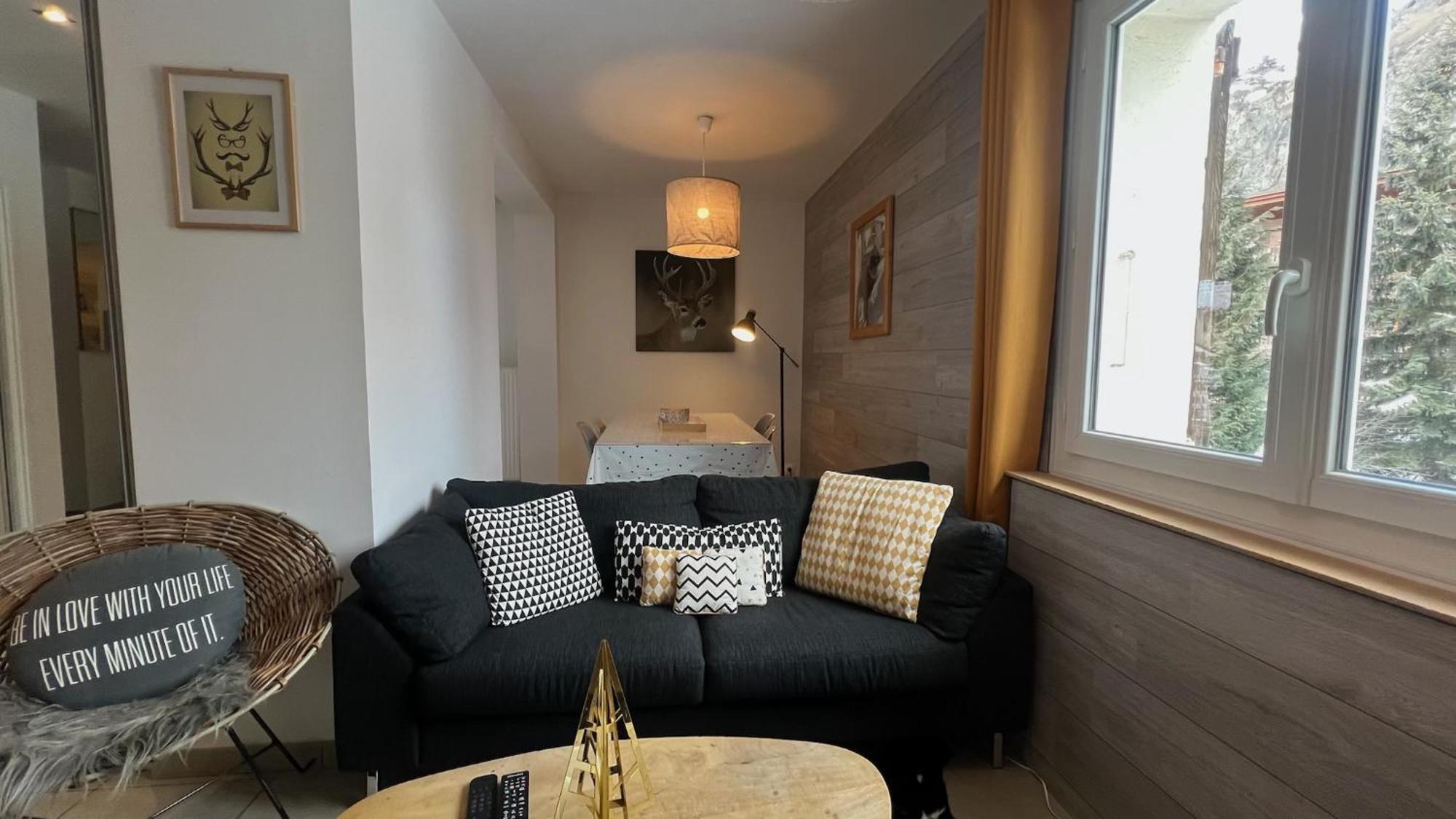 Jaune Genepi - 4 Personnes - 49m2 Et 17m2 Terrasse