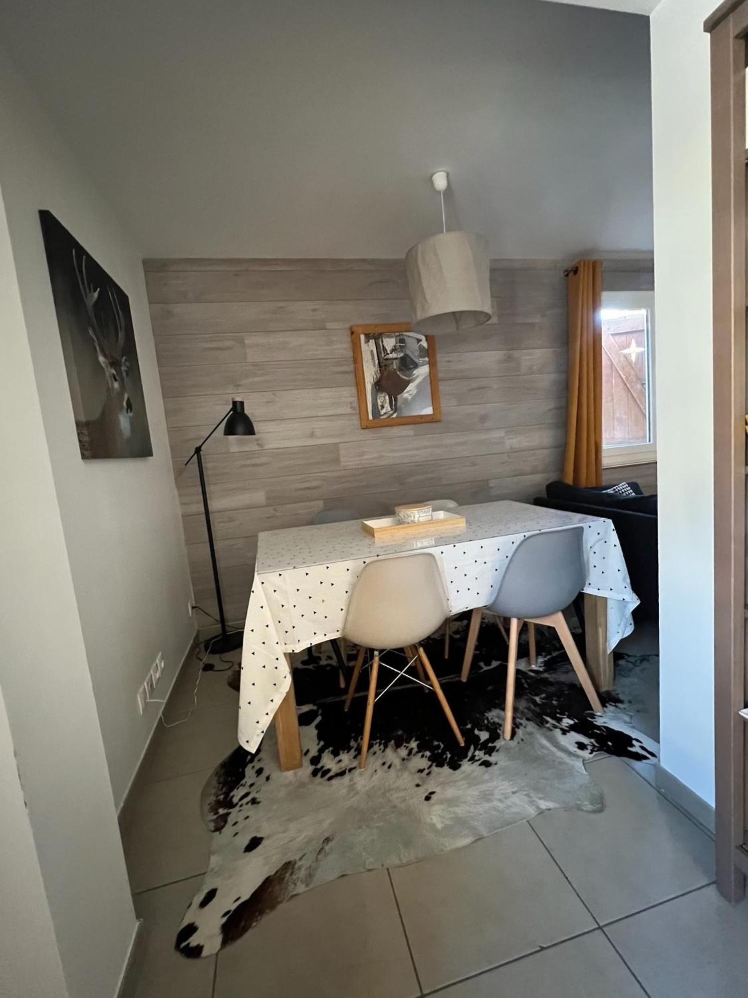 Apartment Jaune Genepi - 4 Personnes - 49m2 Et 17m2 Terrasse